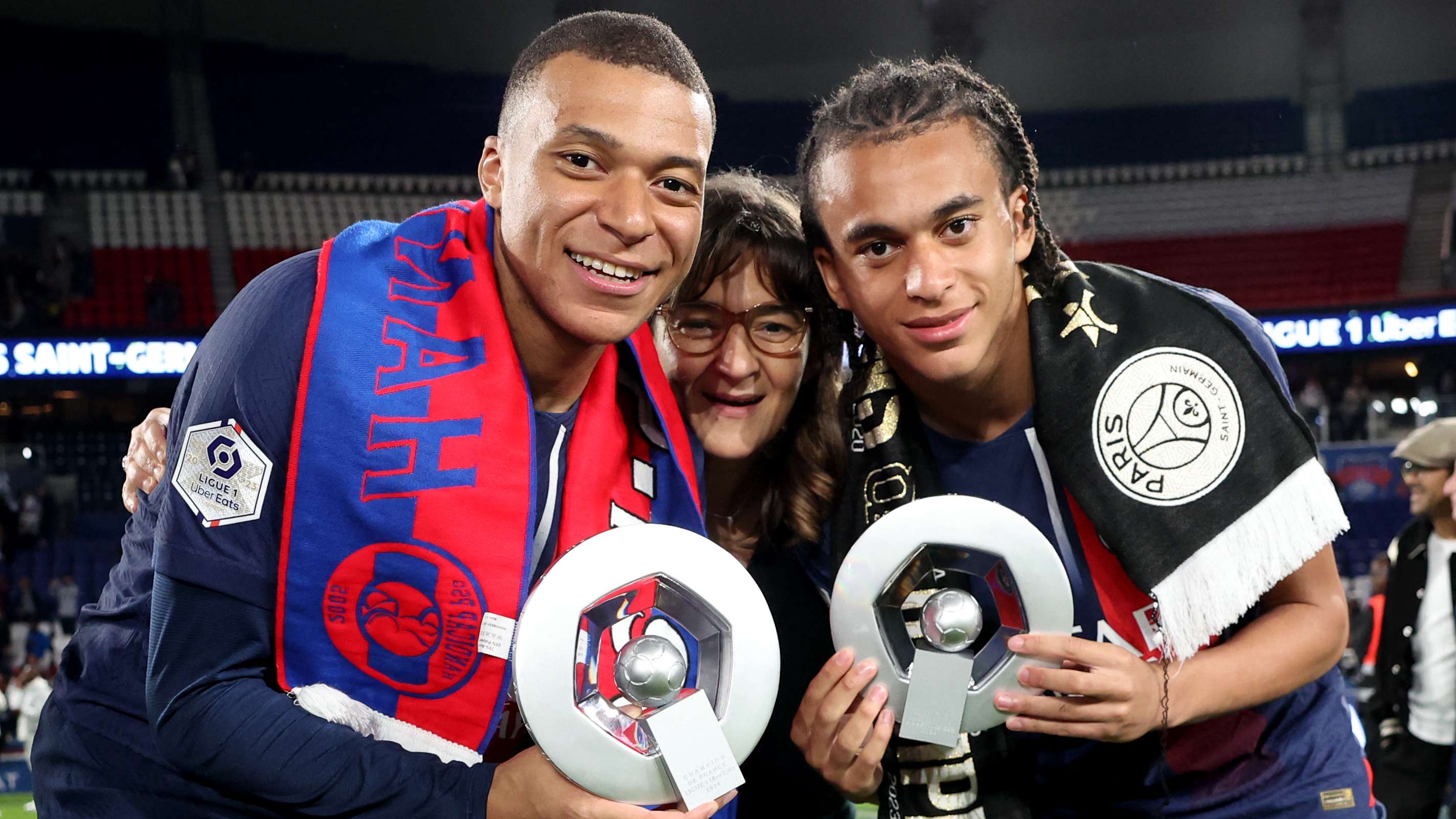 球场上的 球场上的